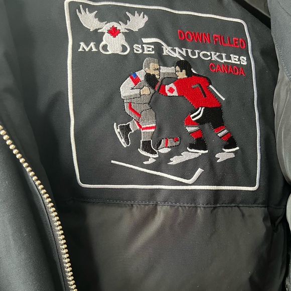 Moose Knuckle Parka - Style: Sterling Size Small in Navy Blue. - Picture 4 of 4